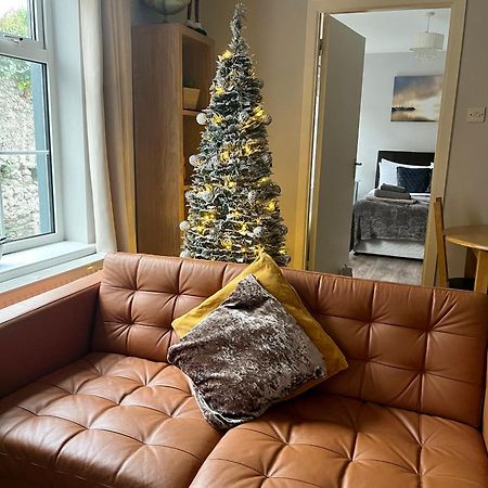 Trinity Apartments Four 1-Bedroom Apts Waterford City Centre Dış mekan fotoğraf
