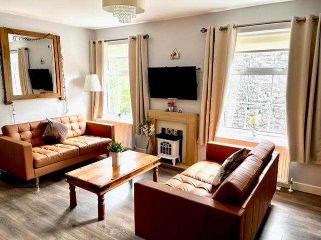 Trinity Apartments Four 1-Bedroom Apts Waterford City Centre Dış mekan fotoğraf